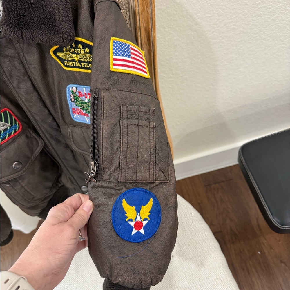 Boy’s Brown Bomber Jacket with Patches Aviator 6-8 - Picture 3 of 6